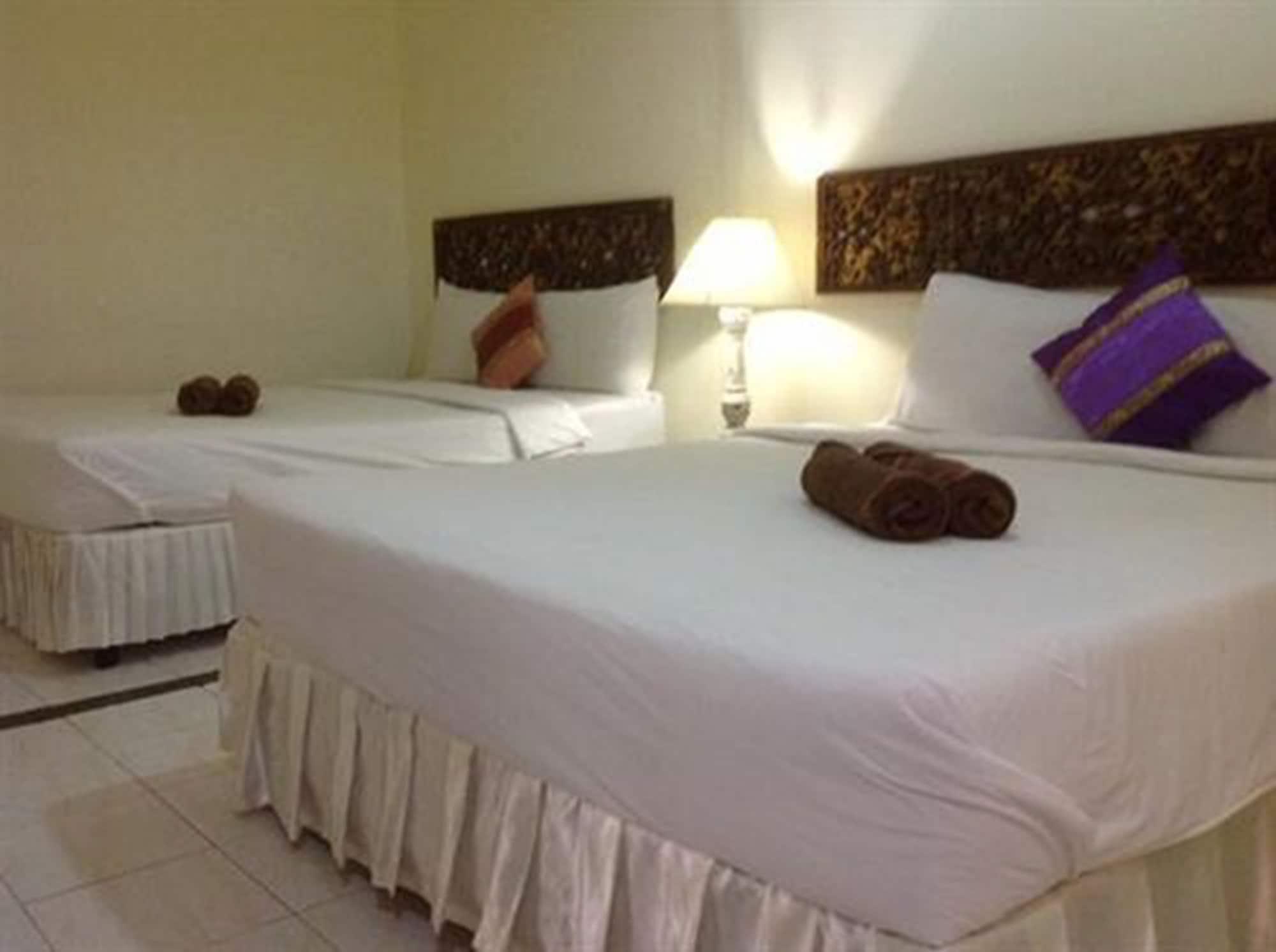 Penzy Guest House Pantai Chaweng Luaran gambar
