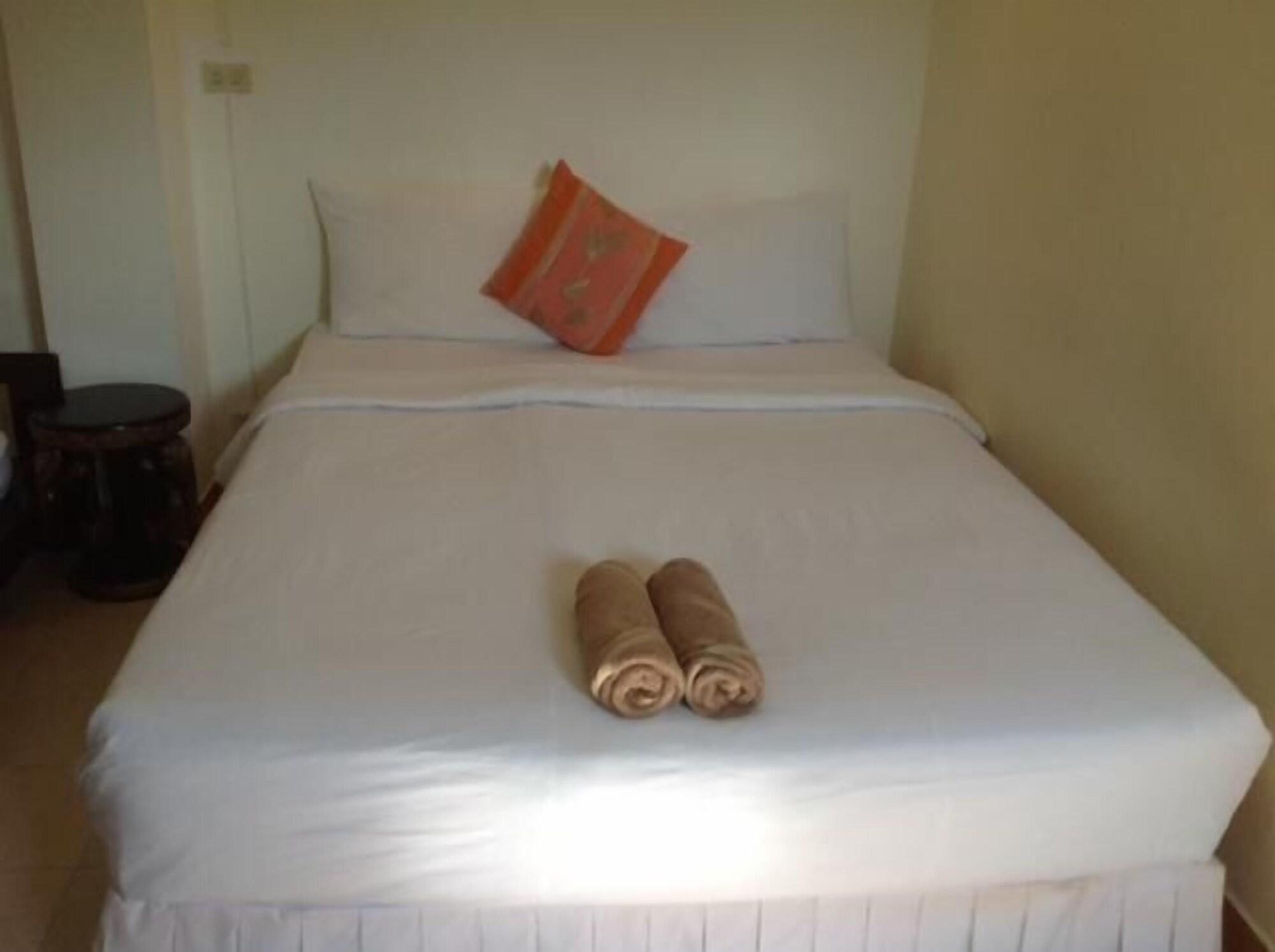 Penzy Guest House Pantai Chaweng Luaran gambar
